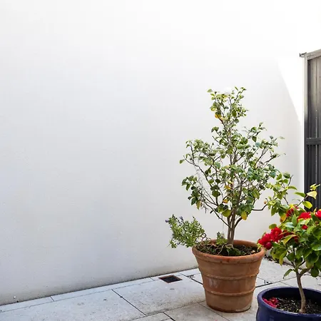 Ferienhaus Stunning 2 Bed, 2 Bath House Near National Stadium, Dublin